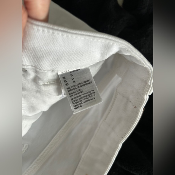 White Distressed Womens Curvy High Rise Shorts - Picture 4 of 5